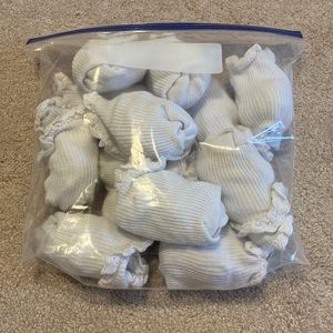 Gap eyelet socks 4-5 toddler white 12 pairs
